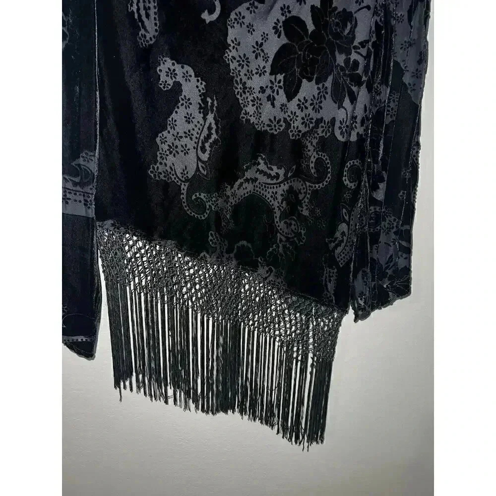 R&M Richards Women’s Black Velour Fringed Blouse Size 14 - Picture 2 of 6